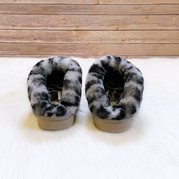 UGG Women’s Cluggette Leopard Goat Slippers - Picture 3 of 7